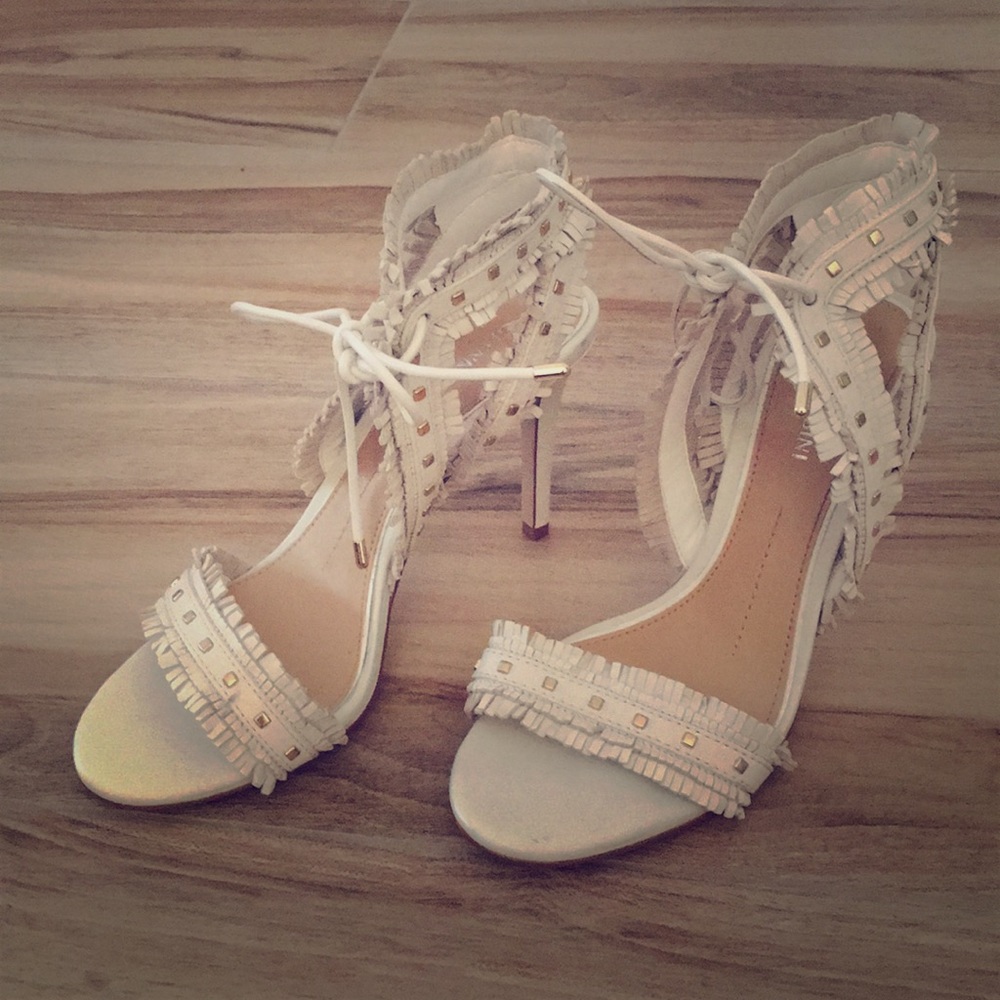 Gianni Bini Fringe Heel